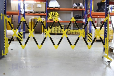 Zapora nożycowa z mocowaniem do ściany