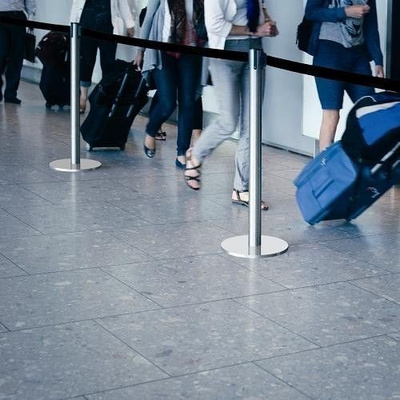 Słupek taśmowy inox