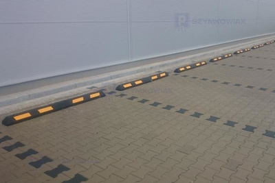 Ogranicznik parkingowy 180 cm