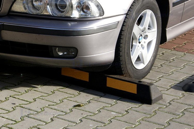 Separator parkingowy 90 cm; taśma biała