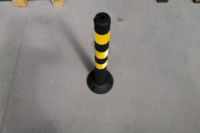 Słupek elastyczny 75 cm czarno-żółty