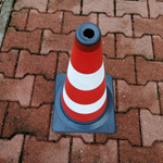 Pachołek drogowy 50 cm - elastyczny, odblaskowy