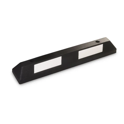 Separator parkingowy 90 cm; taśma biała