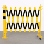 Zapora nożycowa ze słupkiem stałym