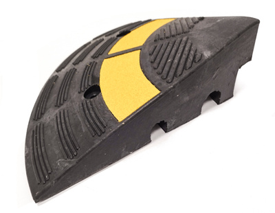 Zakończenie / zakręt do krawężnika najazdowego H150