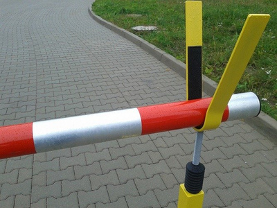 Szlaban ręczny z ramieniem 3 m